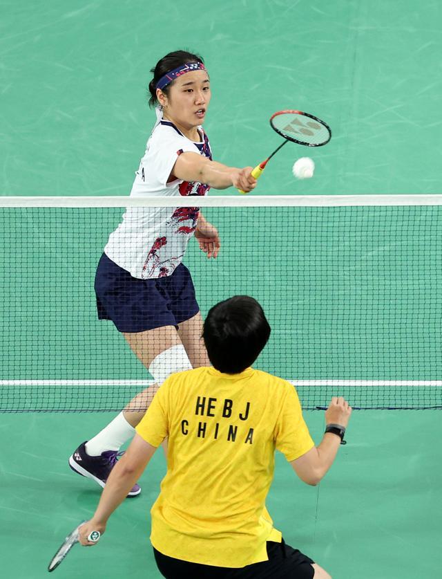 的篮板争抢 的篮板争抢